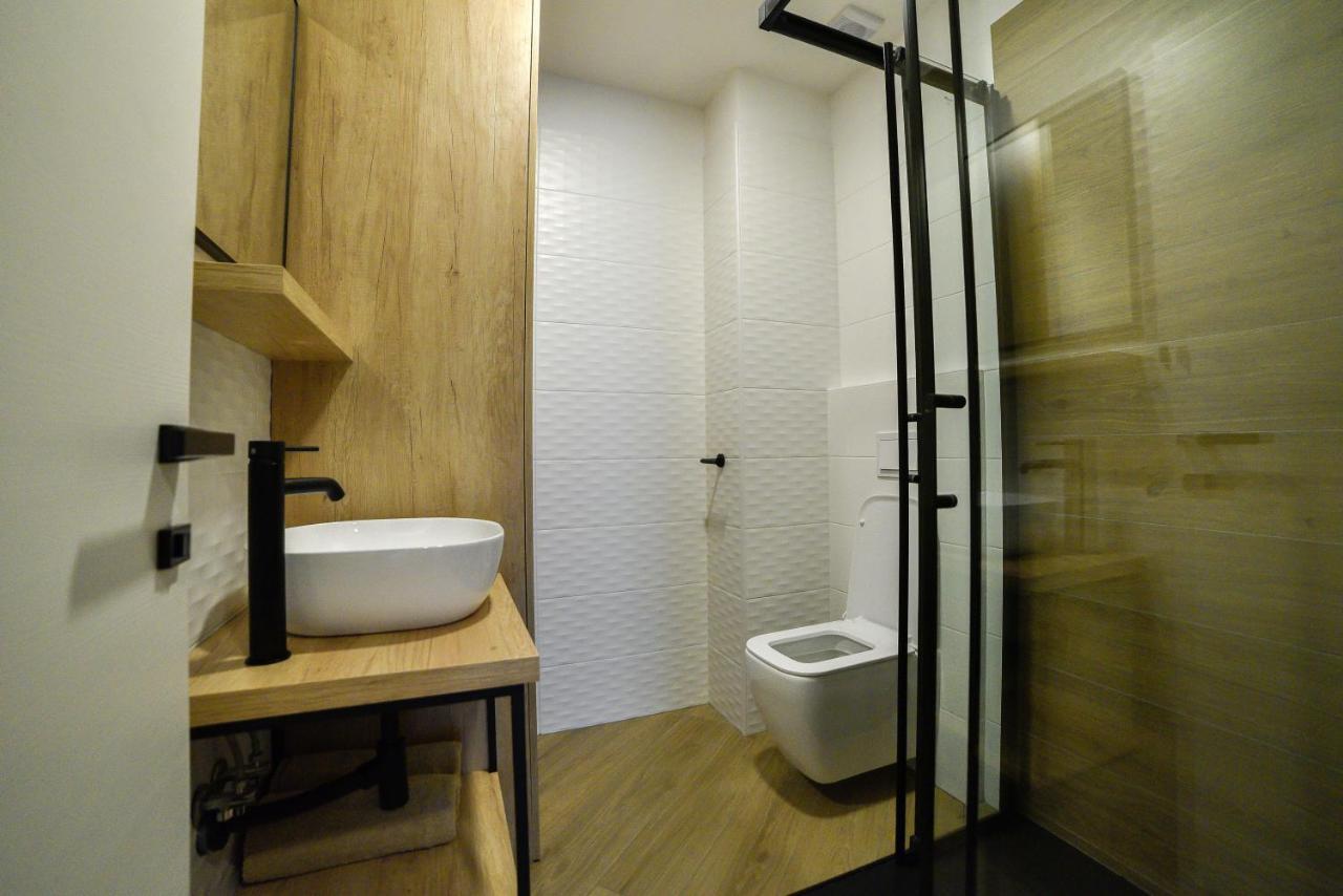 Luxury Apartment Knezovic Sinj Bagian luar foto